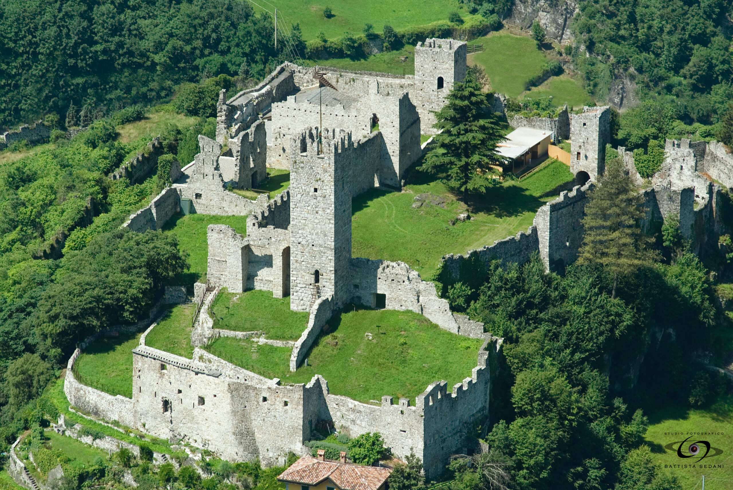 Castello medievale di Breno